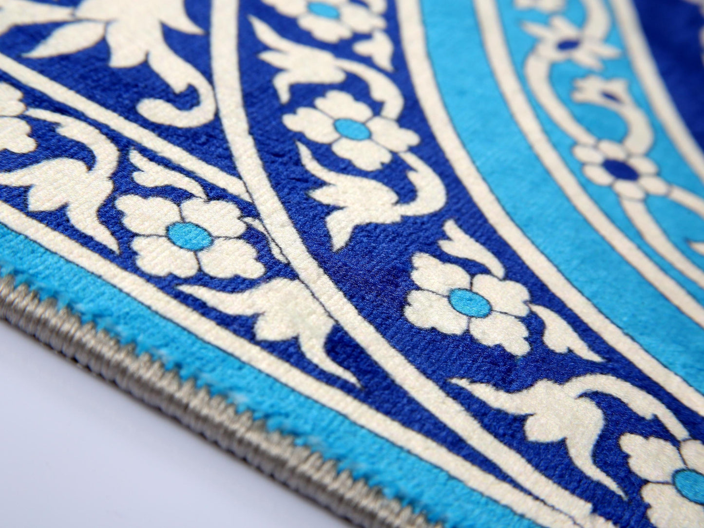 Turkish Prayer Rug, Ottoman Design Muslim Prayer Mat