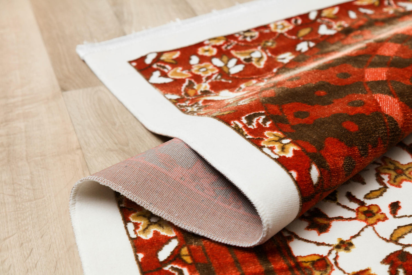 Floral Turkish Prayer Rug: Elegant Mihrab Design - Made in Türkiye