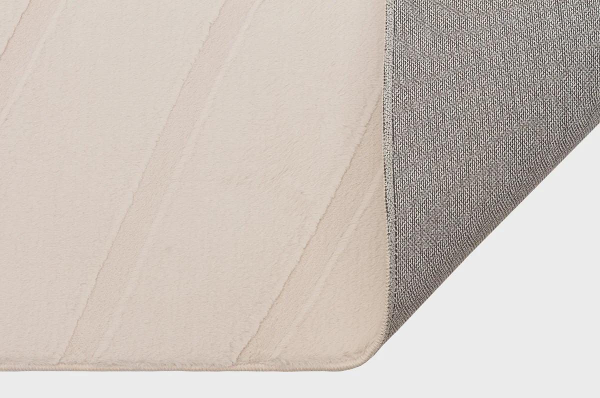 Beige Soft Fur Rug: Soft Washable Plush Carpet