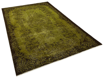Vintage Turkish Wool Rug (5'8''x9' ft): Handmade Anatolian Persian Design