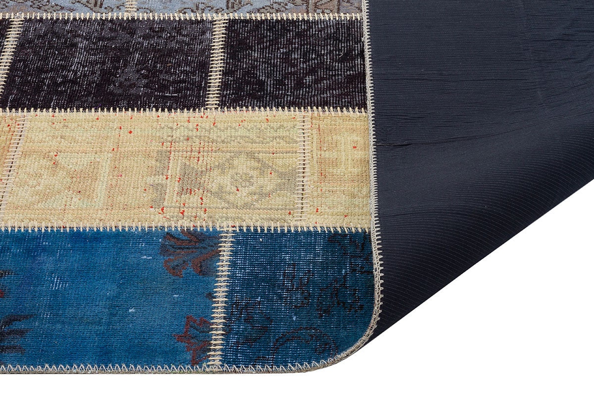 Handmade Patchwork Turkish Rug: 5'x8' Bohemian Wool Area Rug