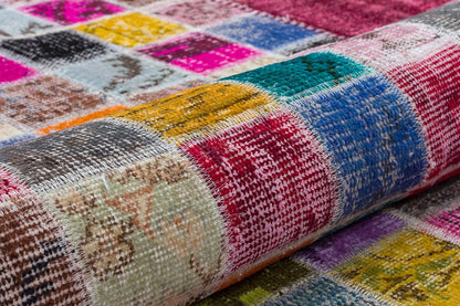 Handmade Patchwork Turkish Rug: Bohemian Wool Area Rug (5'x8' ft)