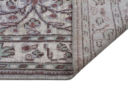 Vintage Turkish Wool Rug (6.2x9.8 ft): Handmade Anatolian Persian Design