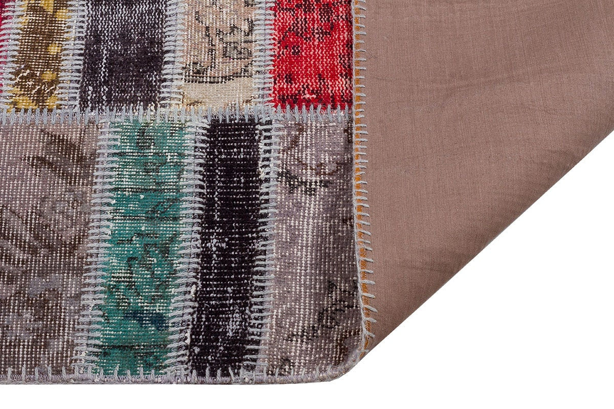 Handmade Wool Patchwork Turkish Rug: Bohemian Runner (3.3x9.5 ft)