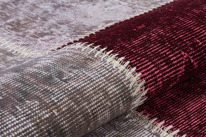 Handmade Wool Patchwork Rug: Bohemian Turkish Area Rug (3.9x6.9 ft)