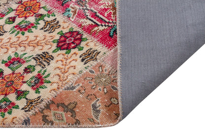 Handmade Wool Patchwork Turkish Rug - 5.9x7.9 ft Bohemian Area Rug