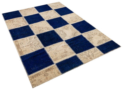 Handmade Patchwork Turkish Rug: Bohemian Wool Area Rug (5.6x7.9 ft)