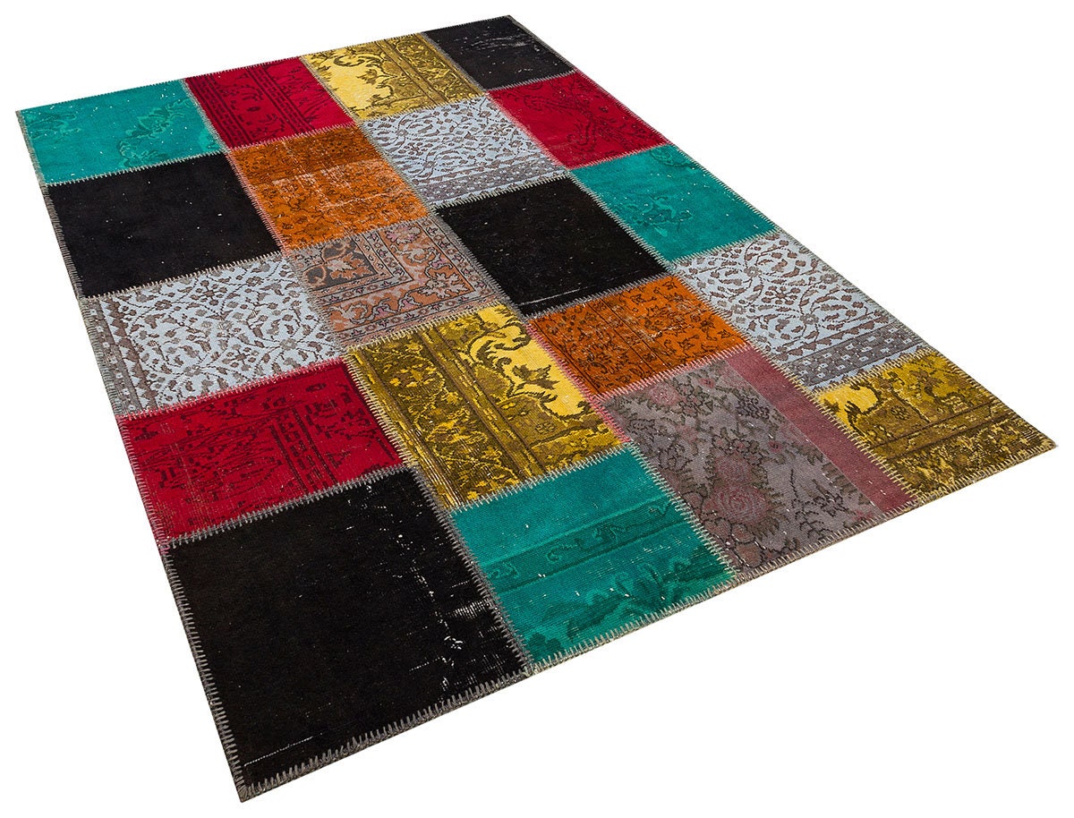 Handmade Wool Patchwork Turkish Rug - 5.6x7.9 ft Bohemian Area Rug