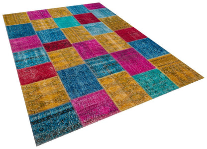 Handmade Wool Patchwork Turkish Rug: Bohemian Area Rug (6.9x9.8 ft)