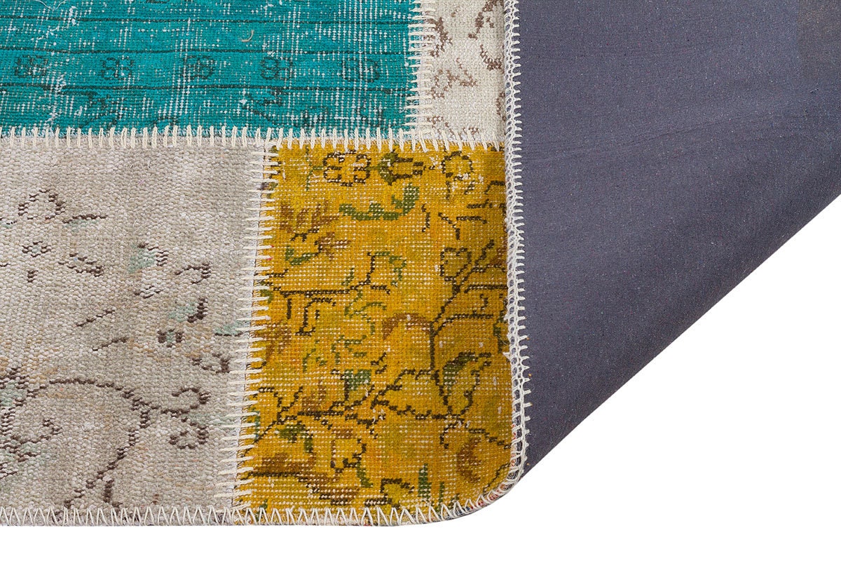 Green Patchwork Wool Rug: Bohemian Handmade Area Rug (6.6x7.5 ft)