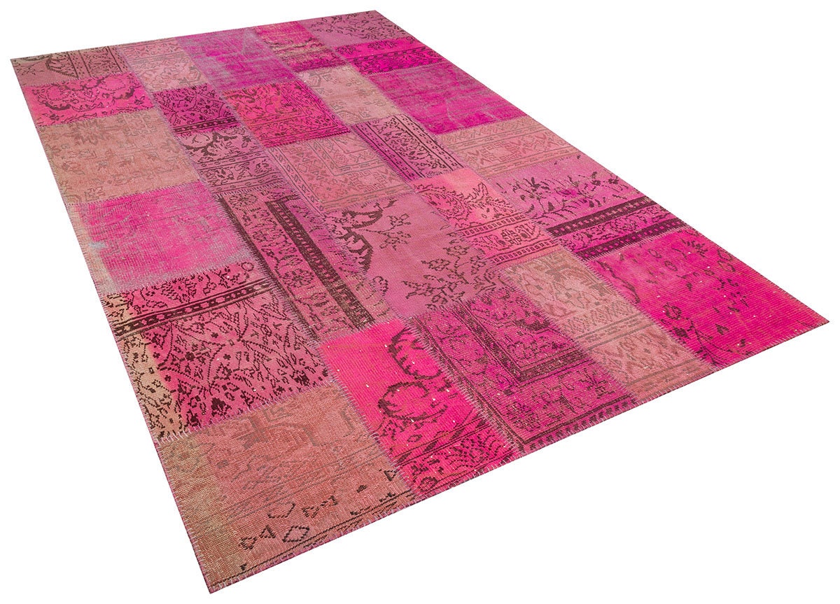 Handmade Pink Patchwork Rug: Bohemian Wool Area Rug (6.6x9.8 ft)