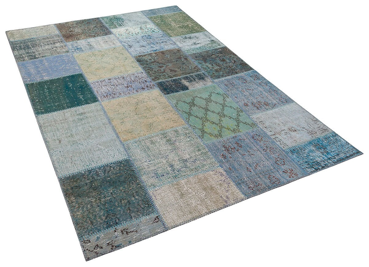 Handmade Patchwork Turkish Rug: Bohemian Wool Area Rug (5.2x7.5 ft)