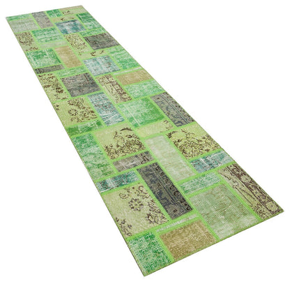 Handmade Green Patchwork Wool Rug: Bohemian Runner (2.6x9.7 ft)