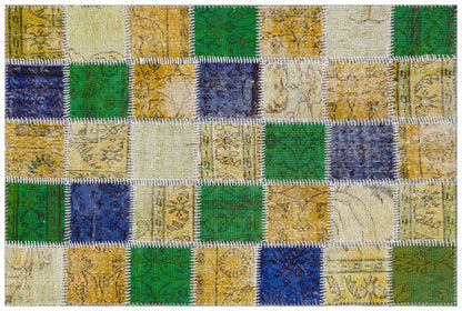 Handmade Wool Patchwork Rug: Bohemian Turkish Area Rug (3.9x5.7 ft)