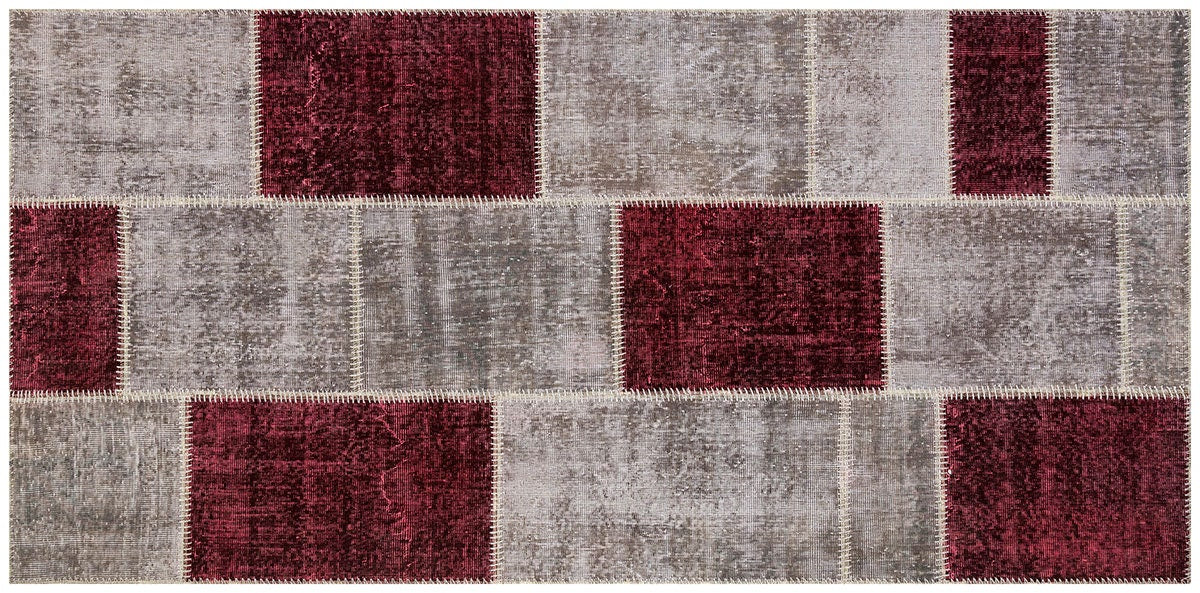 Handmade Wool Patchwork Rug: Bohemian Turkish Area Rug (3.9x6.9 ft)