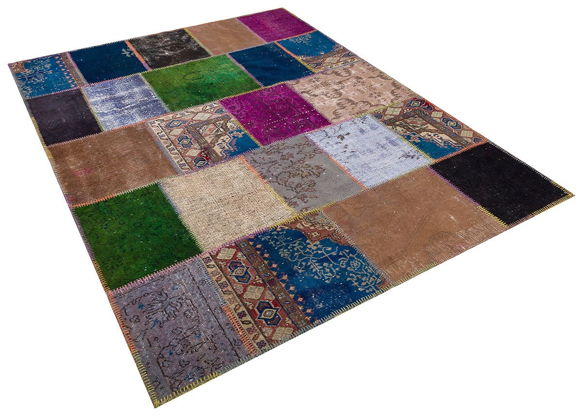 Handmade Wool Patchwork Rug: Bohemian Turkish Area Rug (6.2x8.2 ft)