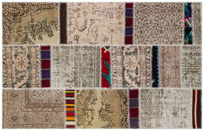 Handmade Wool Patchwork Turkish Rug - Bohemian Area Rug (4.10x6.6 ft)