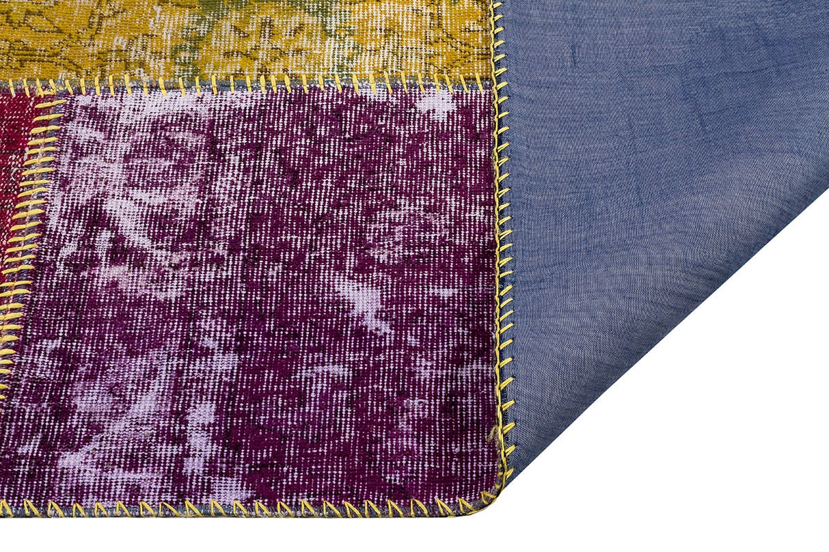 Handmade Wool Patchwork Turkish Rug: Bohemian Area Rug (5.6x7.9 ft)