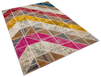 Handmade Patchwork Turkish Rug: Bohemian Wool Area Rug (5.6x7.9 ft)