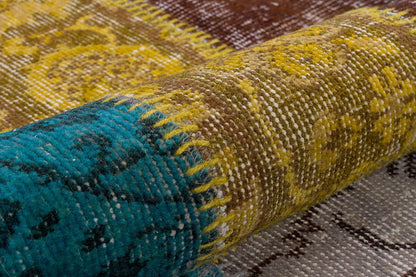 Handmade Patchwork Turkish Rug: Bohemian Wool Area Rug (5.6x7.9 ft)