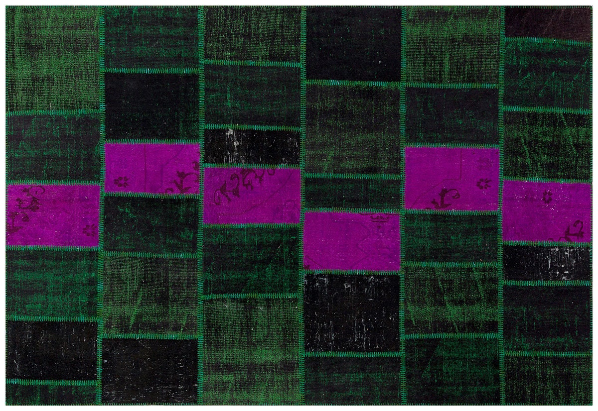 Handmade Wool Patchwork Rug: Green Bohemian Area Rug (6.6x9.4 ft)