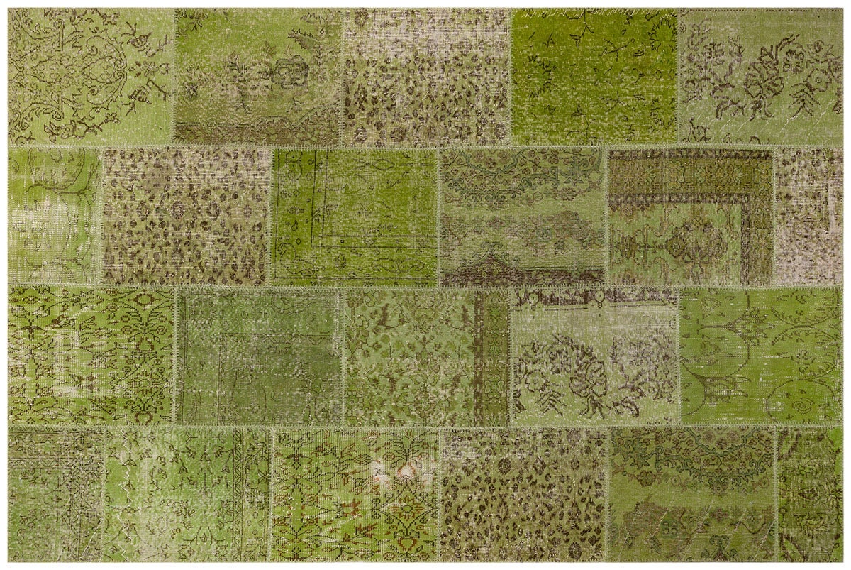 Handmade Green Patchwork Rug: Bohemian Wool Area Rug (6.5x9.8 ft)
