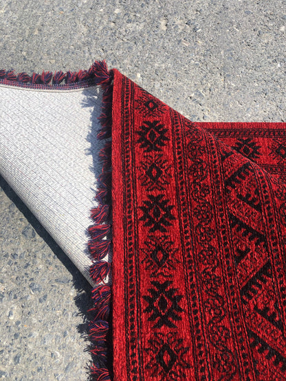 Red Oriental Afghan Rug: Washable Chenille Farmhouse Rug