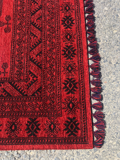 Red Oriental Afghan Rug: Washable Chenille Farmhouse Rug