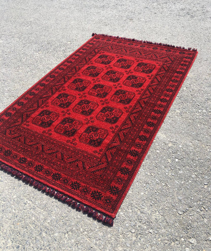 Red Oriental Afghan Rug: Washable Chenille Farmhouse Rug