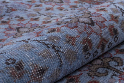 Vintage Turkish Wool Rug (5'x8'): Handmade Anatolian Persian Design