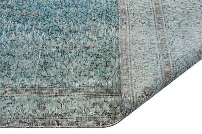 Vintage Turkish Wool Rug (5.1x8.2 ft): Handmade Anatolian Persian Design