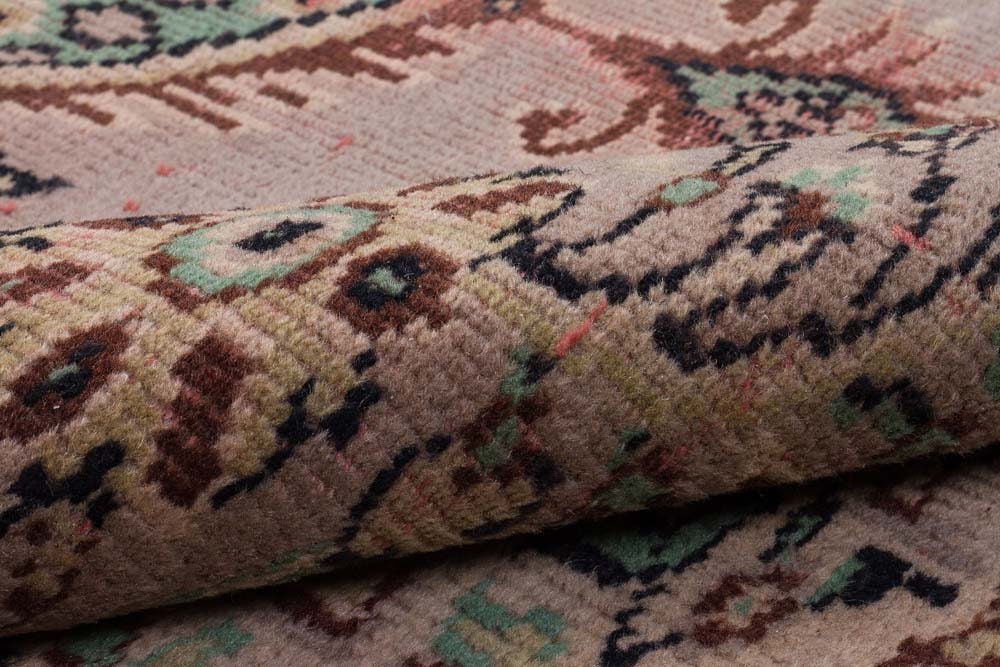 Vintage Turkish Wool Rug (6x8.5 ft): Handmade Anatolian Persian Design