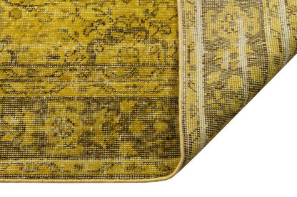 Vintage Turkish Wool Rug: Anatolian Persian Design (6.9x9.8 ft)