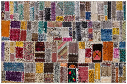 Handmade Wool Patchwork Rug: 5'x8' Bohemian Turkish Rug