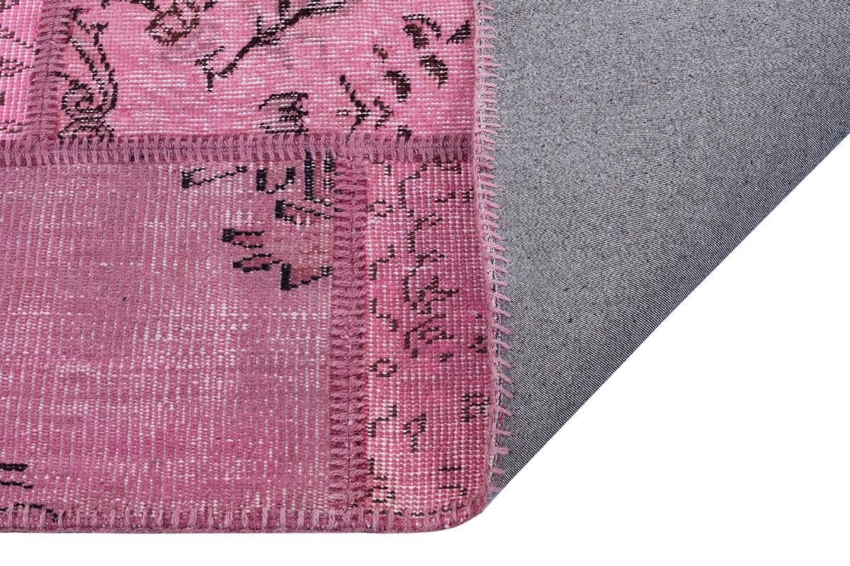 Handmade Wool Turkish Patchwork Rug: Vintage Pink Bohemian Area Rug (4.2x5.4)