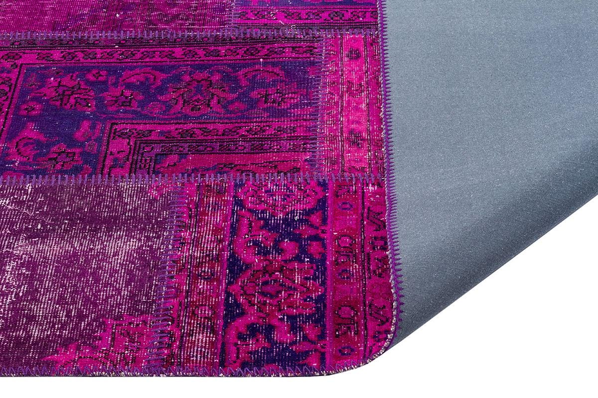 Handmade Wool Turkish Patchwork Rug: Vintage Purple Carpet (5.6x8)