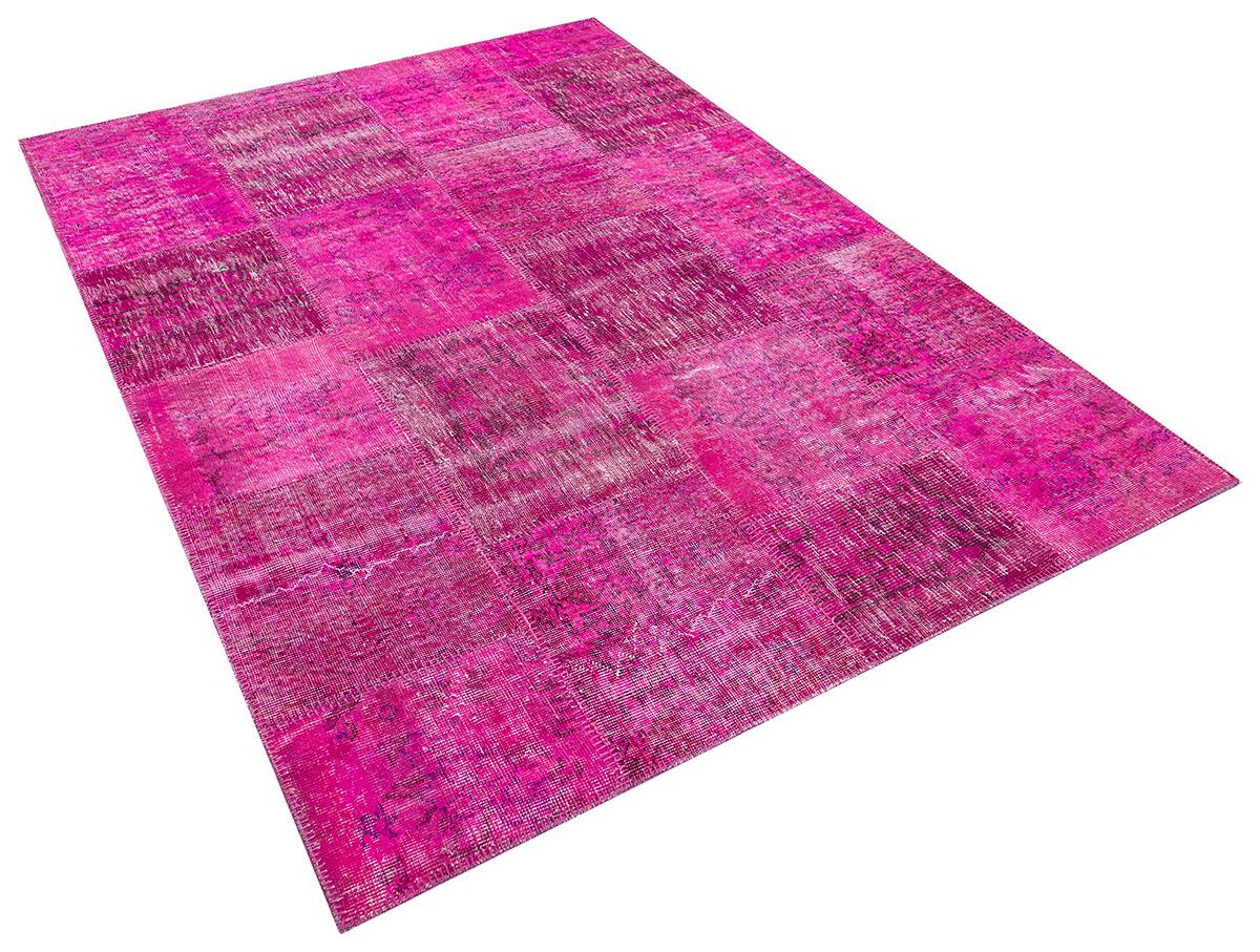 Handmade Wool Turkish Patchwork Rug: Pink Bohemian Vintage Carpet (5.4x8 ft.)