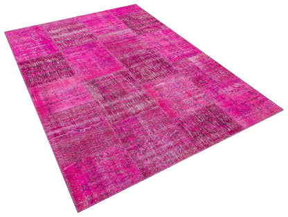 Handmade Wool Turkish Patchwork Rug: Pink Bohemian Vintage Carpet (5.4x8 ft.)