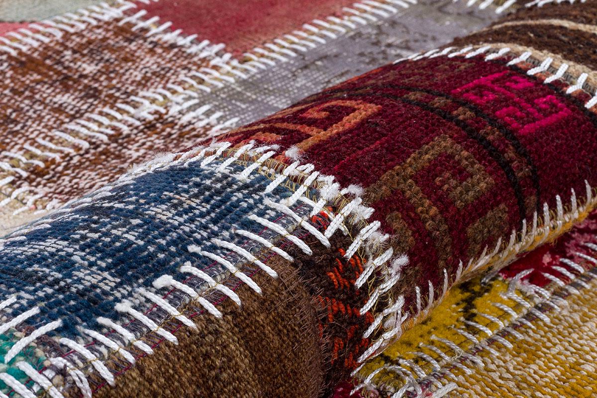Handmade Wool Patchwork Rug: 5'x8' Bohemian Turkish Rug