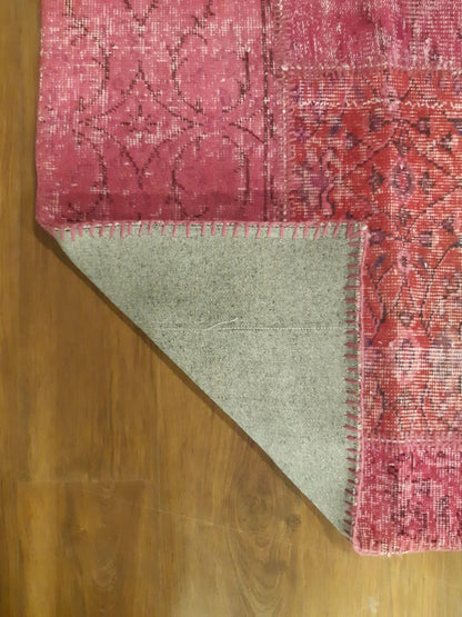 Handmade Wool Turkish Patchwork Rug: Vintage Pink Bohemian Area Rug (5.6x8)