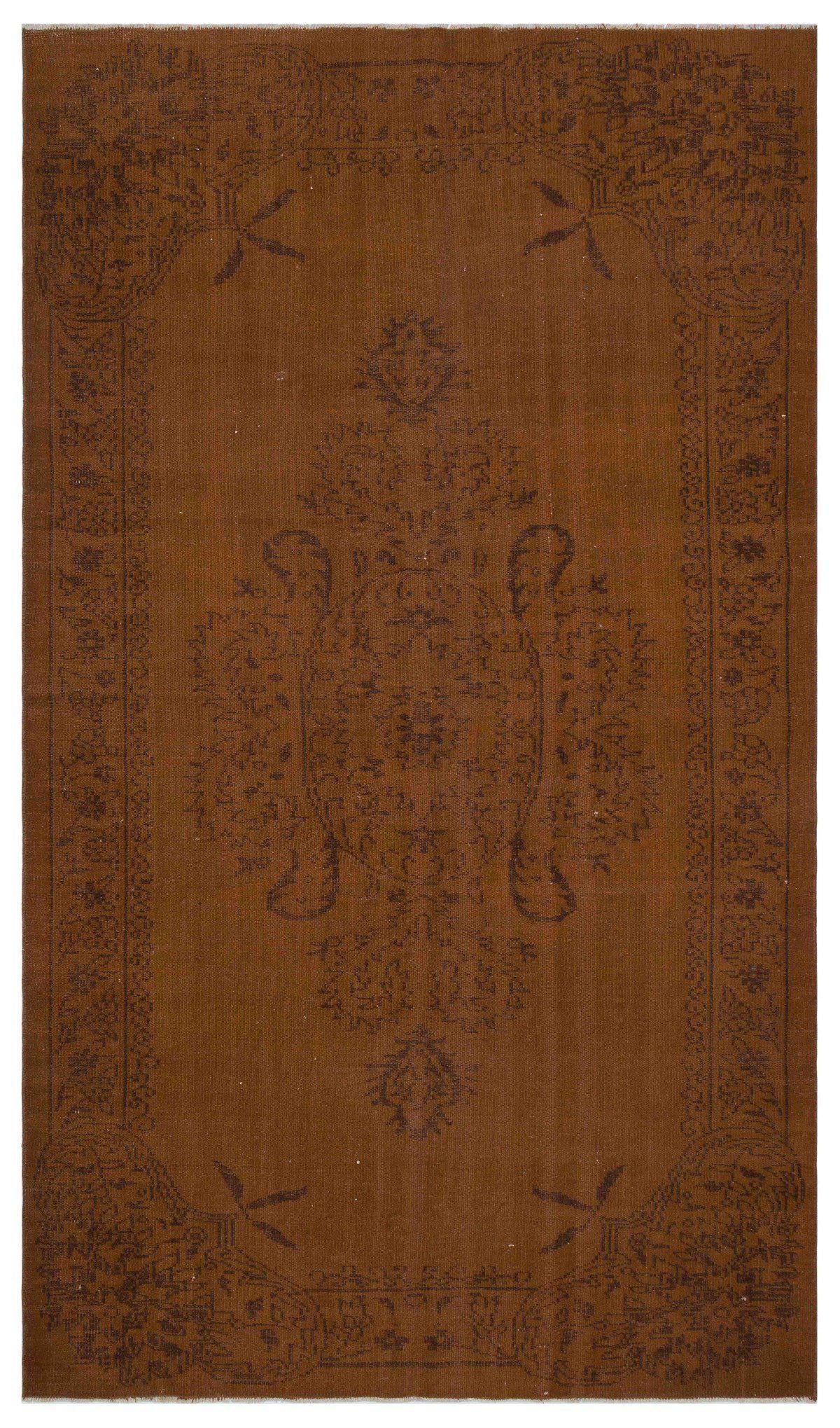Vintage Turkish Wool Rug (5.6x9.3 ft): Handmade Anatolian Area Rug