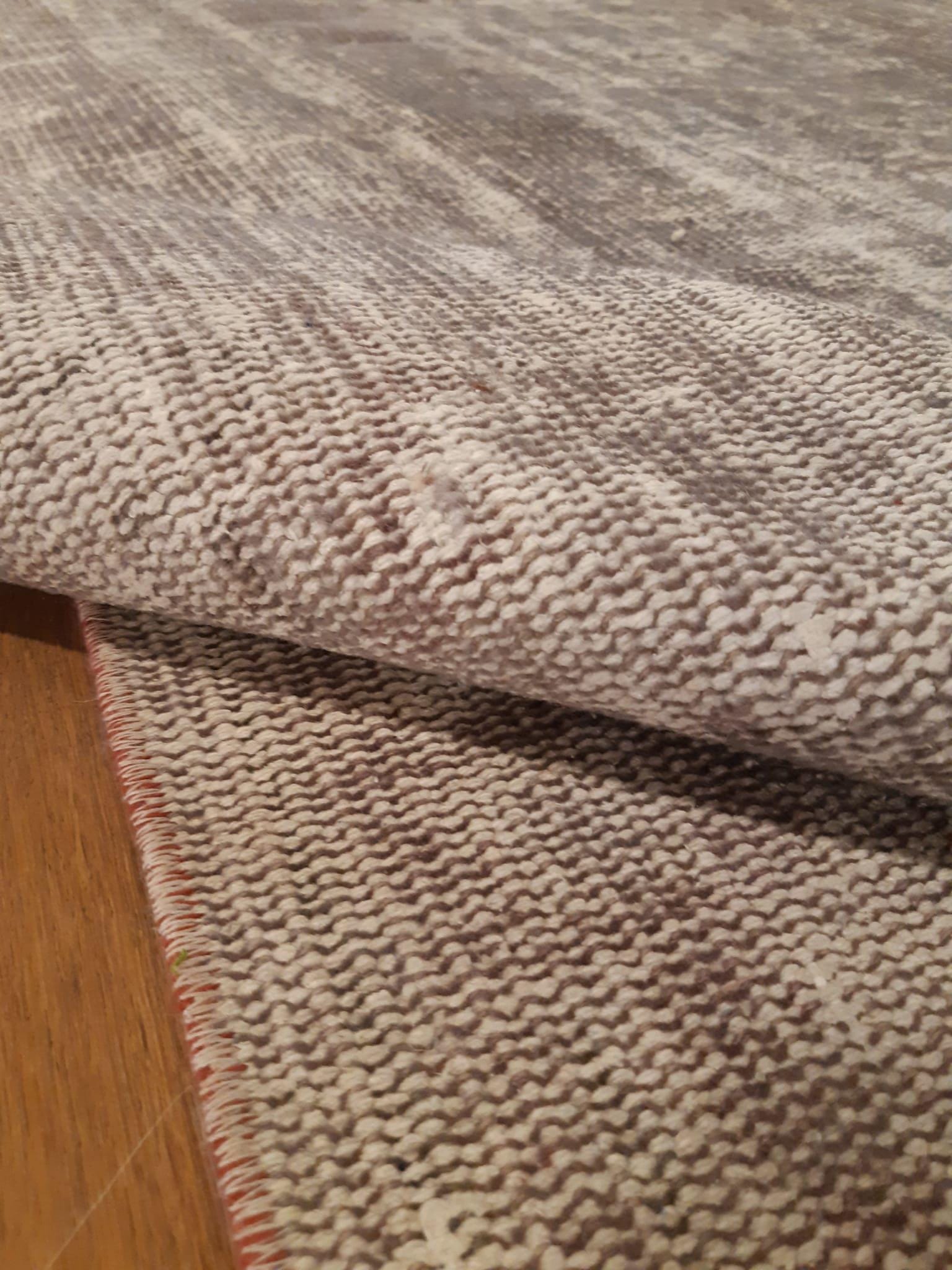 Vintage Turkish Wool Rug (5.7x8.4 ft): Handmade Anatolian Area Rug