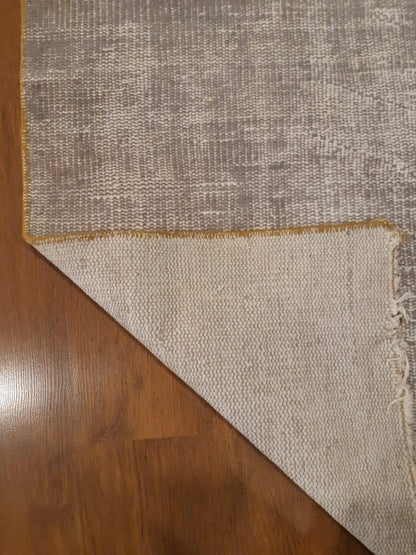 Vintage Turkish Wool Rug (5'3''x8'9''): Bohemian Anatolian Design