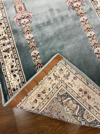 Turkish Prayer Rug: Soft Lightweight Seccade (70x125 cm)