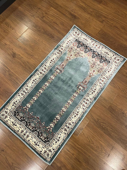 Turkish Prayer Rug: Soft Lightweight Seccade (70x125 cm)
