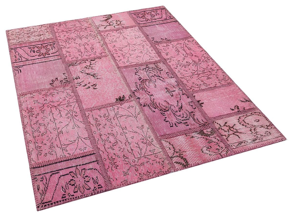 Handmade Wool Turkish Patchwork Rug: Vintage Pink Bohemian Area Rug (4.2x5.4)