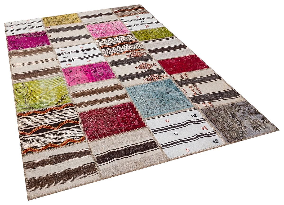 Handmade Turkish Patchwork Kilim Rug: Colorful Upcycled Wool, 5.6x8