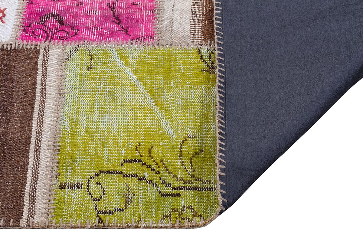 Handmade Turkish Patchwork Kilim Rug: Colorful Upcycled Wool, 5.6x8