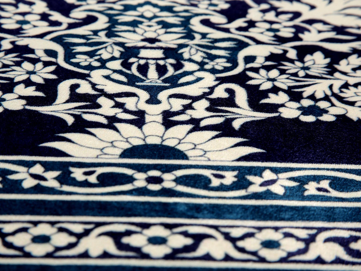 Turkish Prayer Rug, Ottoman Design, Muslim Prayer Mat