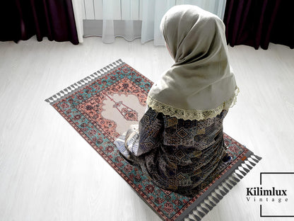 Turkish Prayer Rug, Ottoman Design, Muslim Prayer Mat